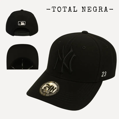Gorra Beisbolera Premium Gamuzada