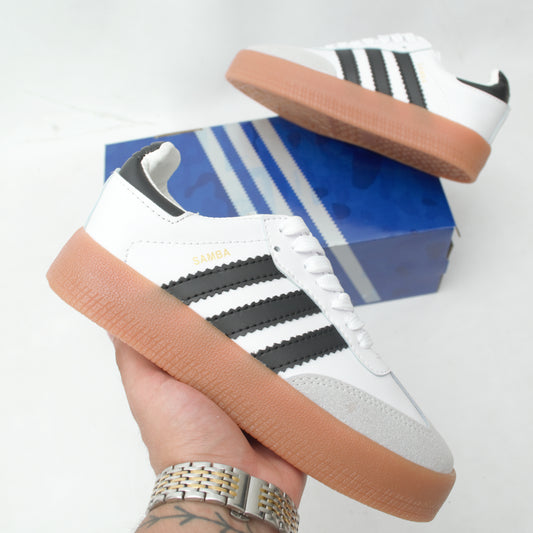 CAJA/ ADIDAS SAMBA SUELA ANCHA B Y V