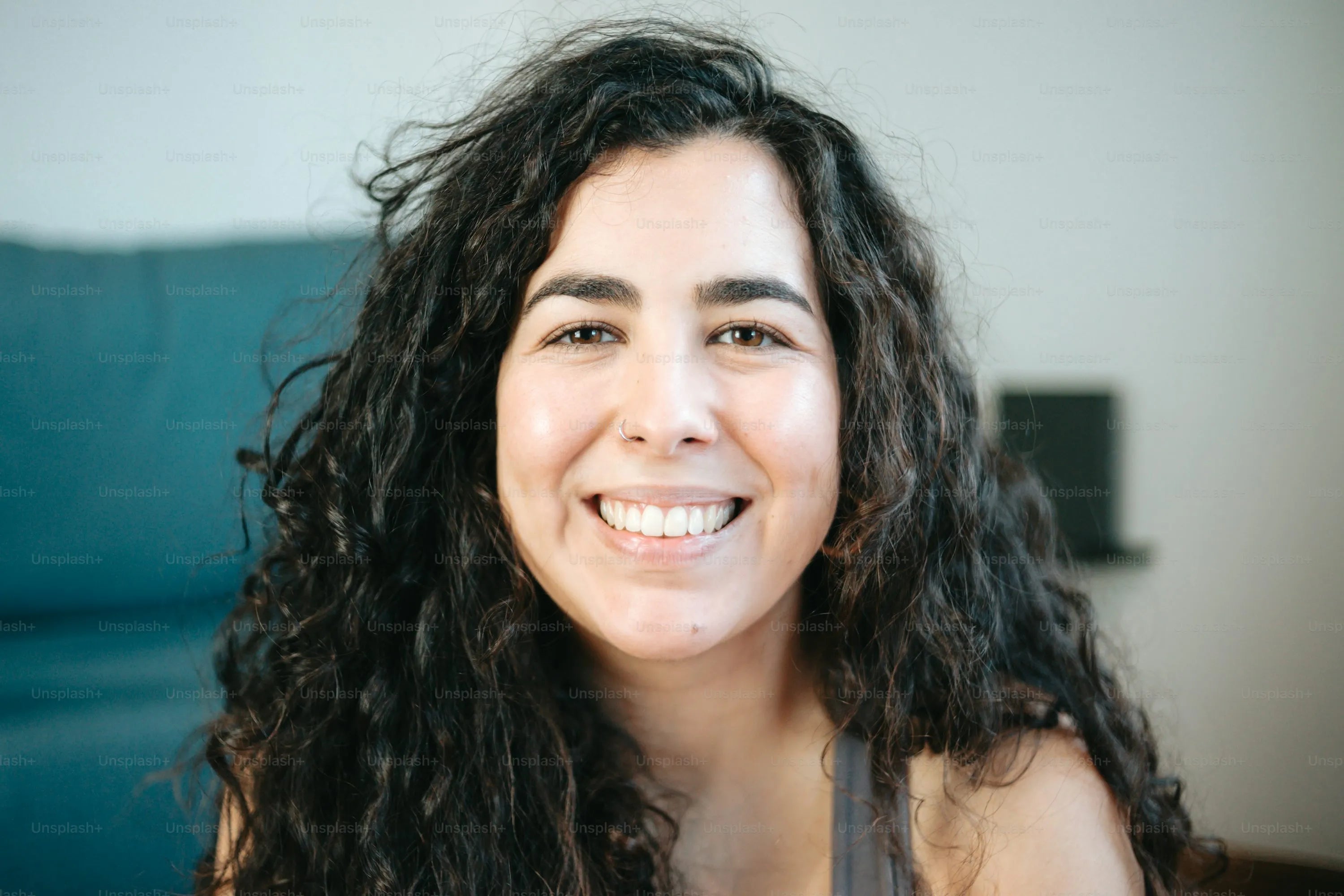 <em>Elena Sandoval</em>